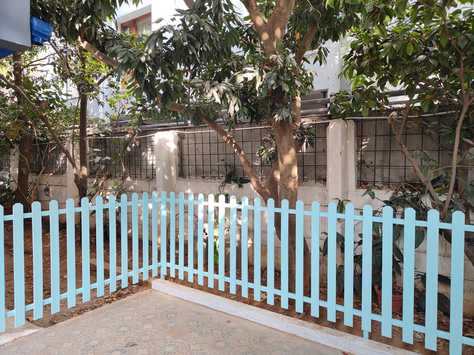 Unwood as a Superior Alternative to PVC Picket Fences