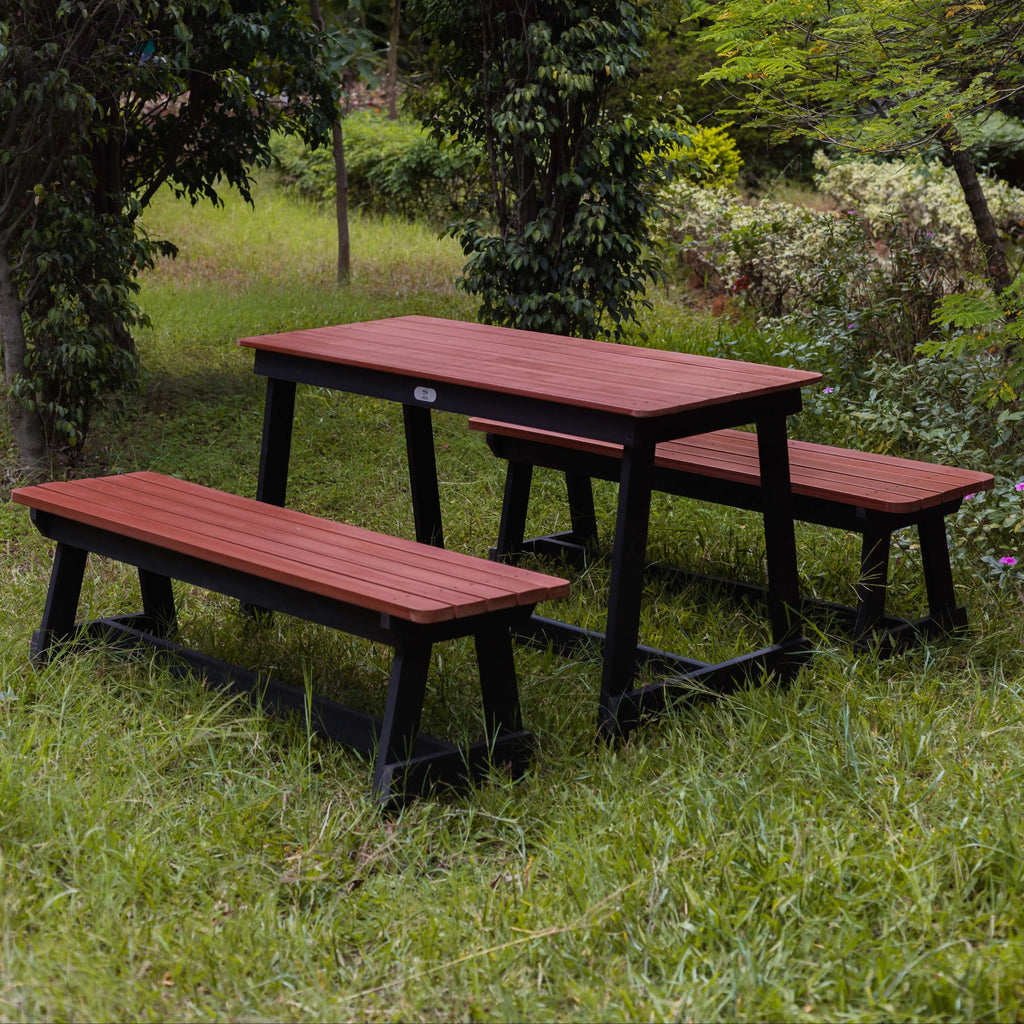 Picnic Table Set (6 Seater)